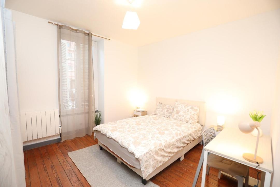 Photo of Bedroom in Chalon-sur-Saone