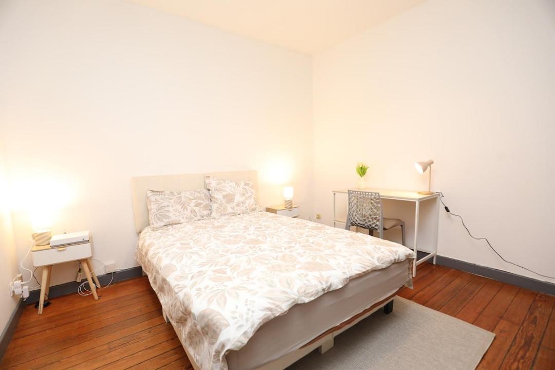 Photo of Bedroom in Chalon-sur-Saone