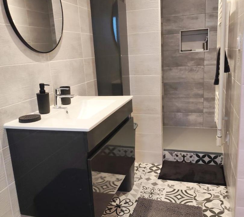 Photo of Bathroom in Saint-Maurice-l'Exil