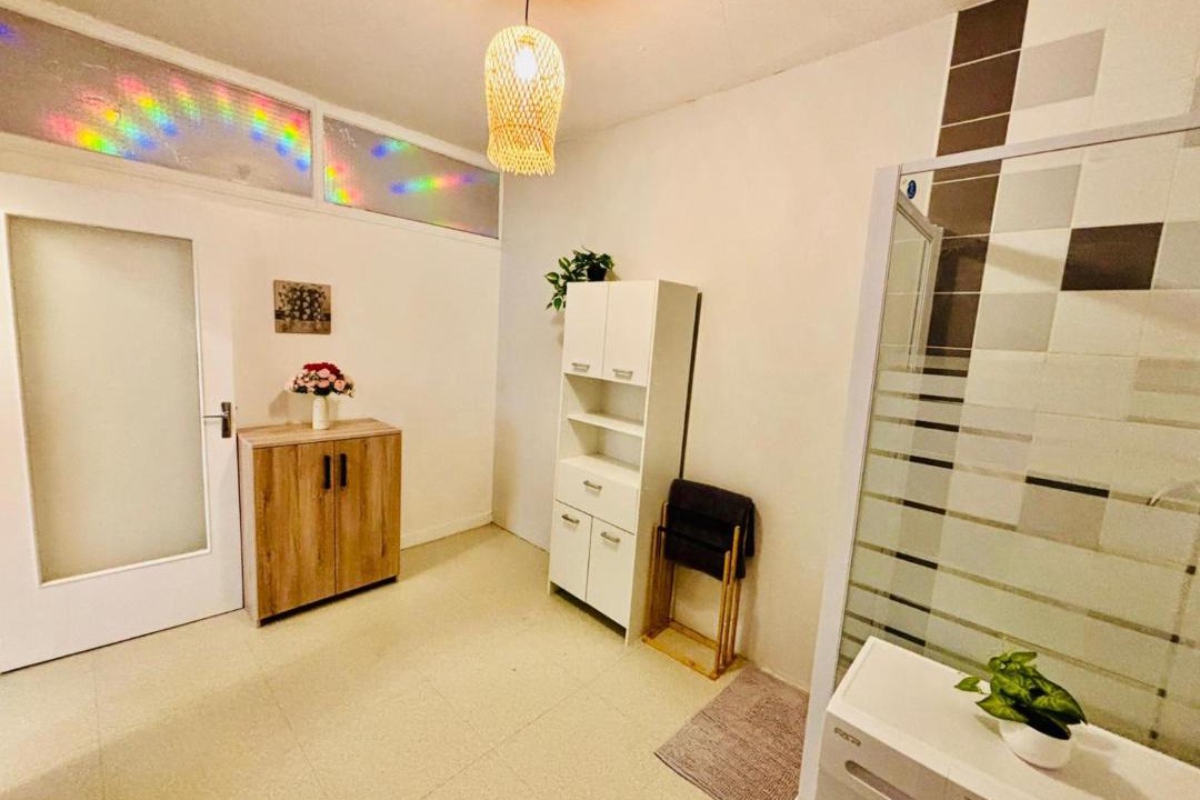 Photo of Bathroom in Montceau-les-Mines