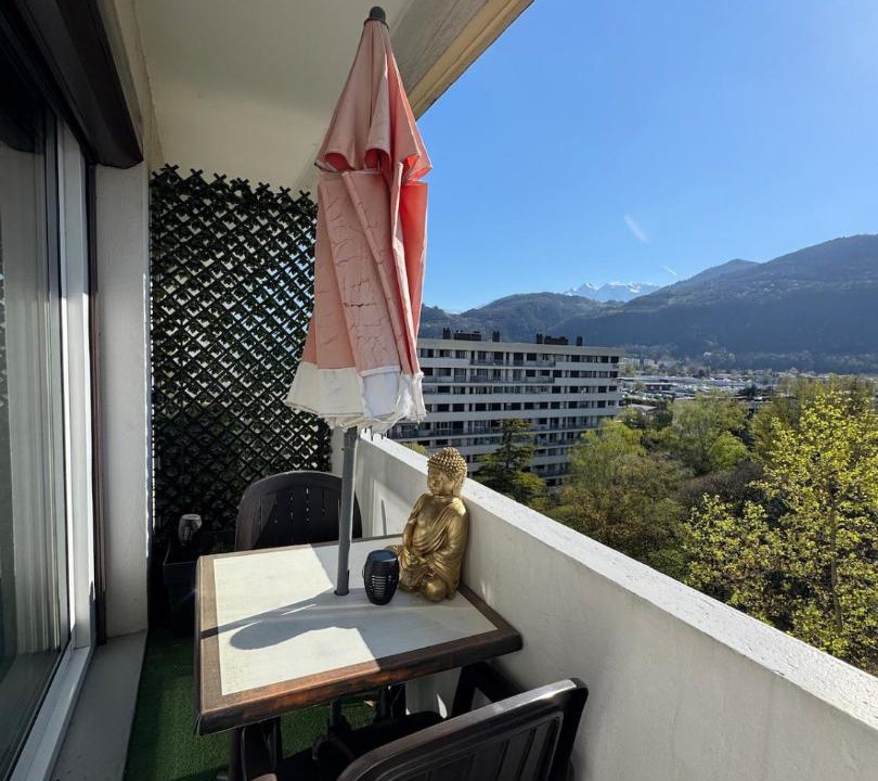 Photo of Patio Balcony in Saint-Martin-d'Heres