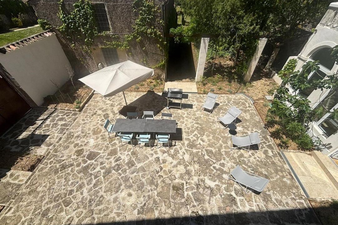 Photo of Others in Etoile-sur-Rhone