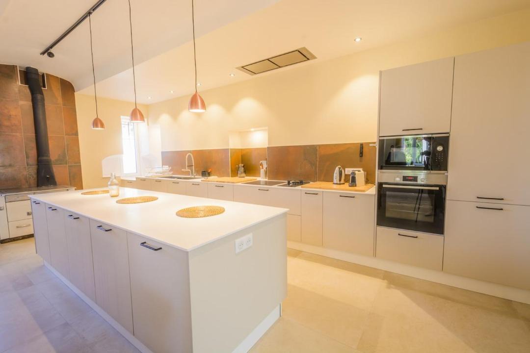 Photo of Kitchen in Etoile-sur-Rhone