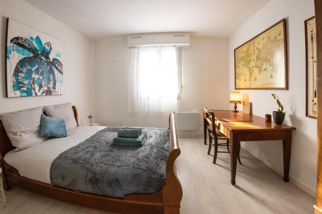 Photo of Bedroom in Dole