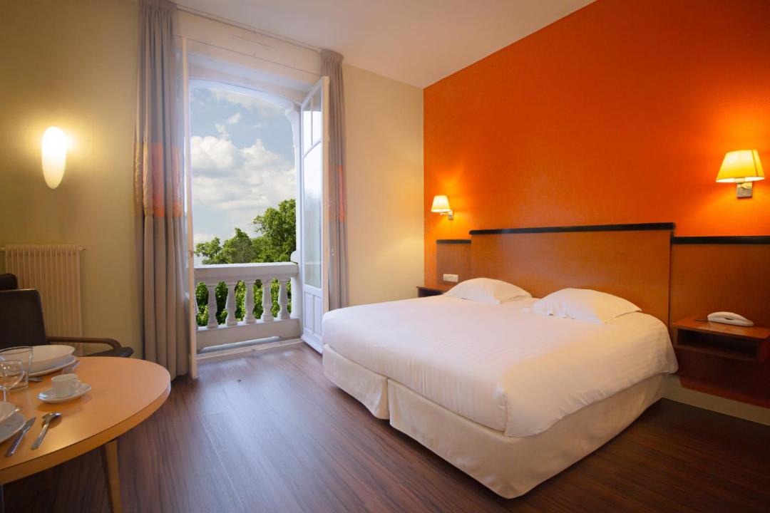Photo of Bedroom in Luxeuil-les-Bains
