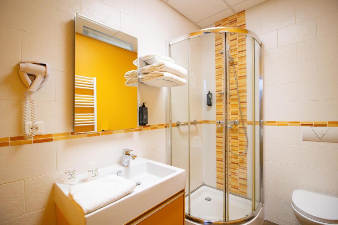 Photo of Bathroom in Luxeuil-les-Bains