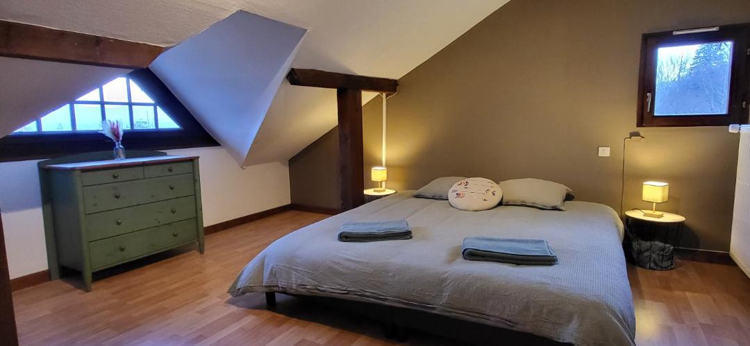 Photo of Bedroom in Evette-Salbert