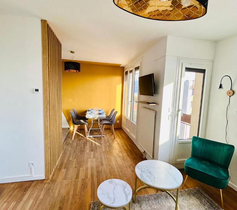 Photo of Livingroom in Meylan