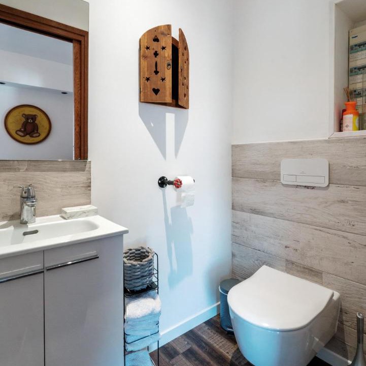 Photo of Bathroom in Isserpent