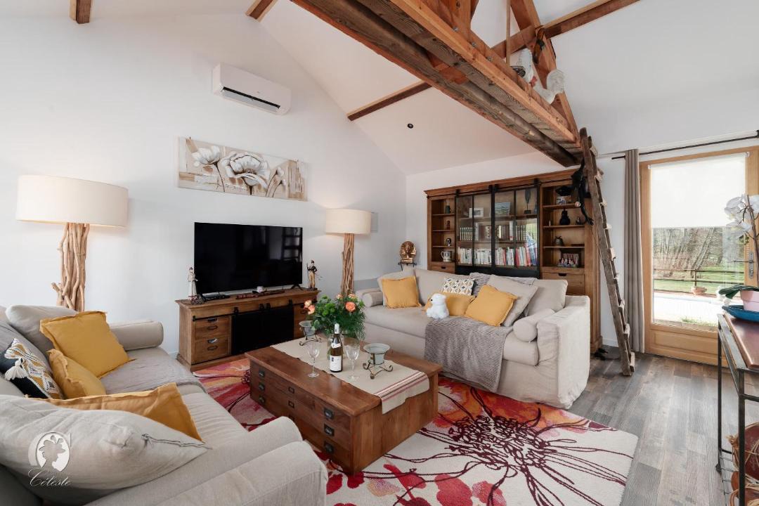 Photo of Livingroom in Isserpent