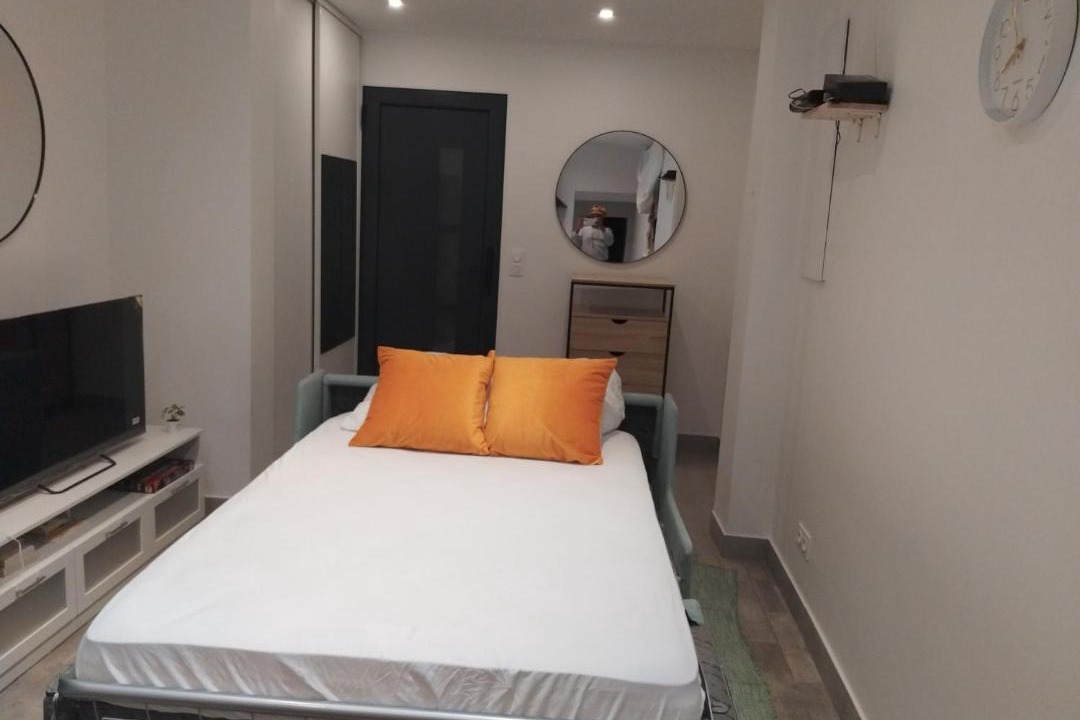 Photo of Bedroom in Villeneuve-le-Roi