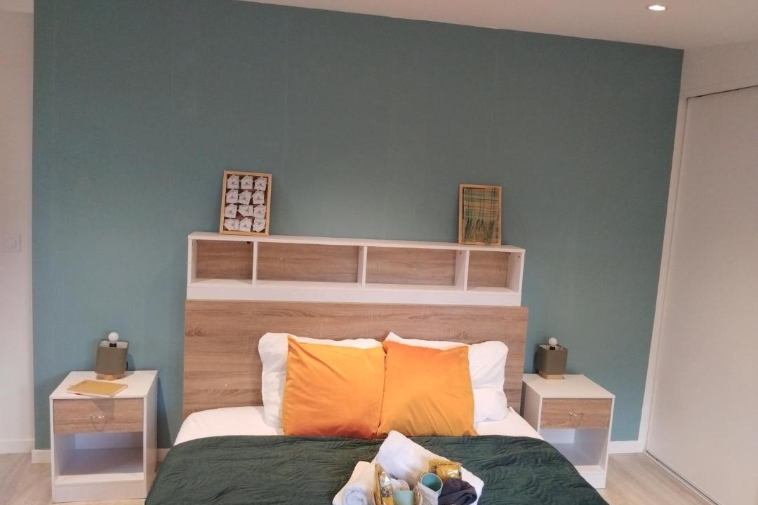 Photo of Bedroom in Villeneuve-le-Roi