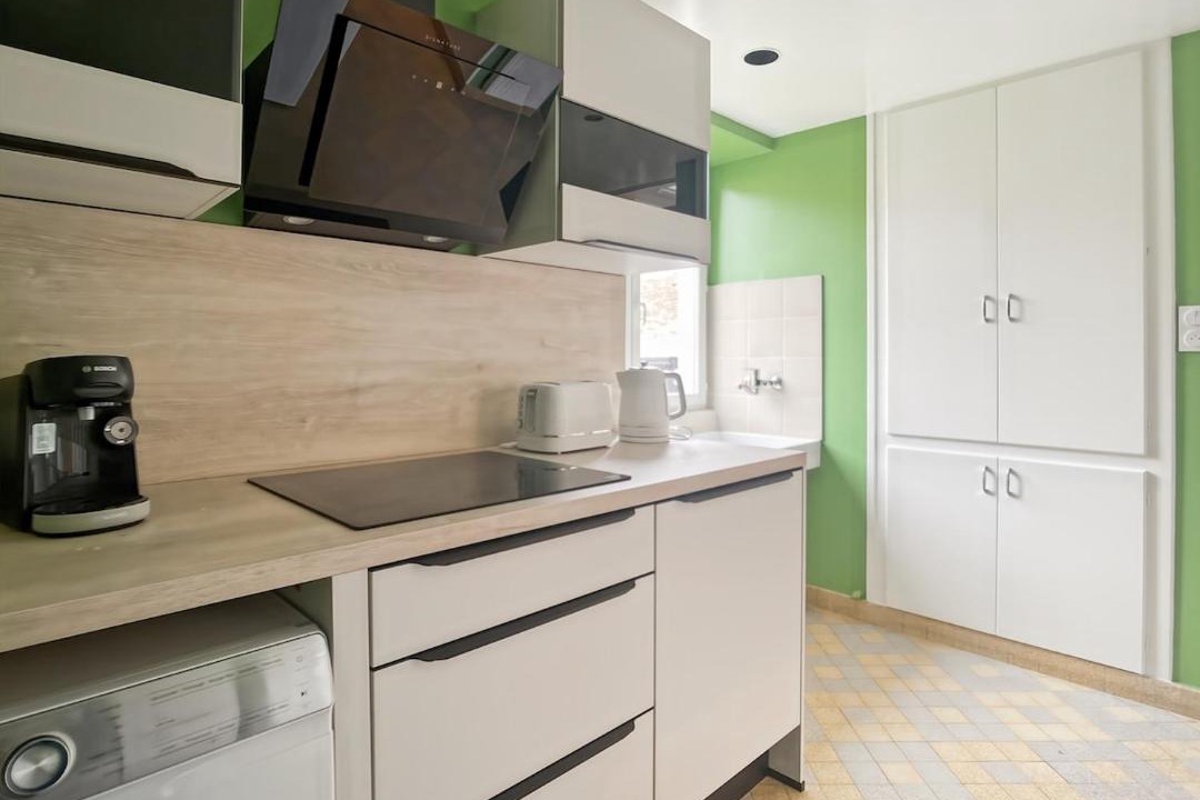 Photo of Kitchen in Joux-la-Ville