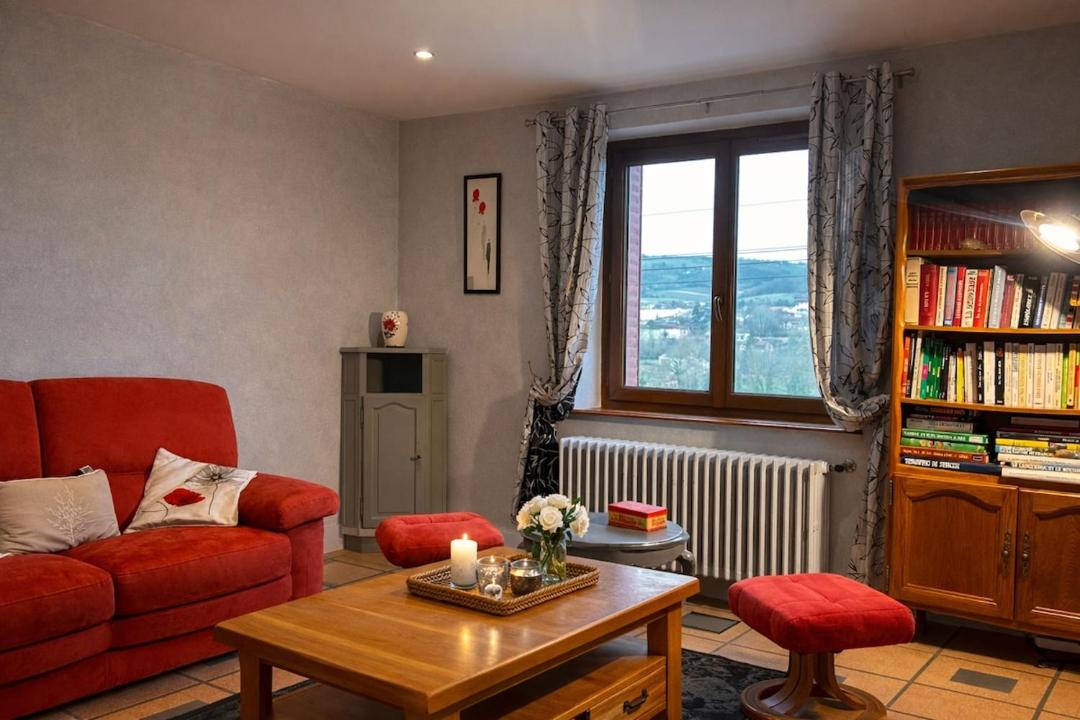 Photo of Livingroom in Pierreclos