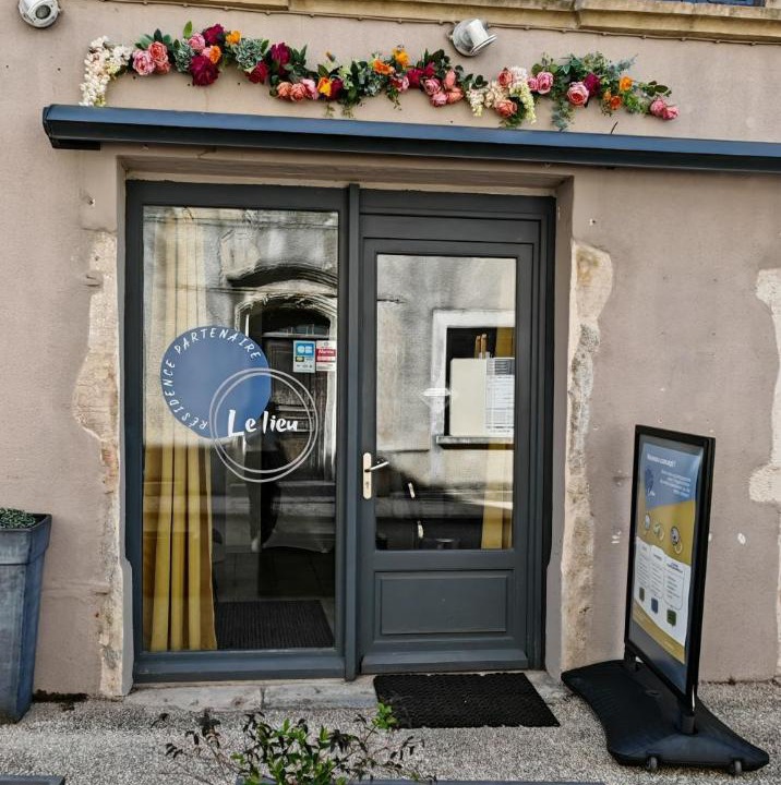 Photo of Others in Saint-Amour