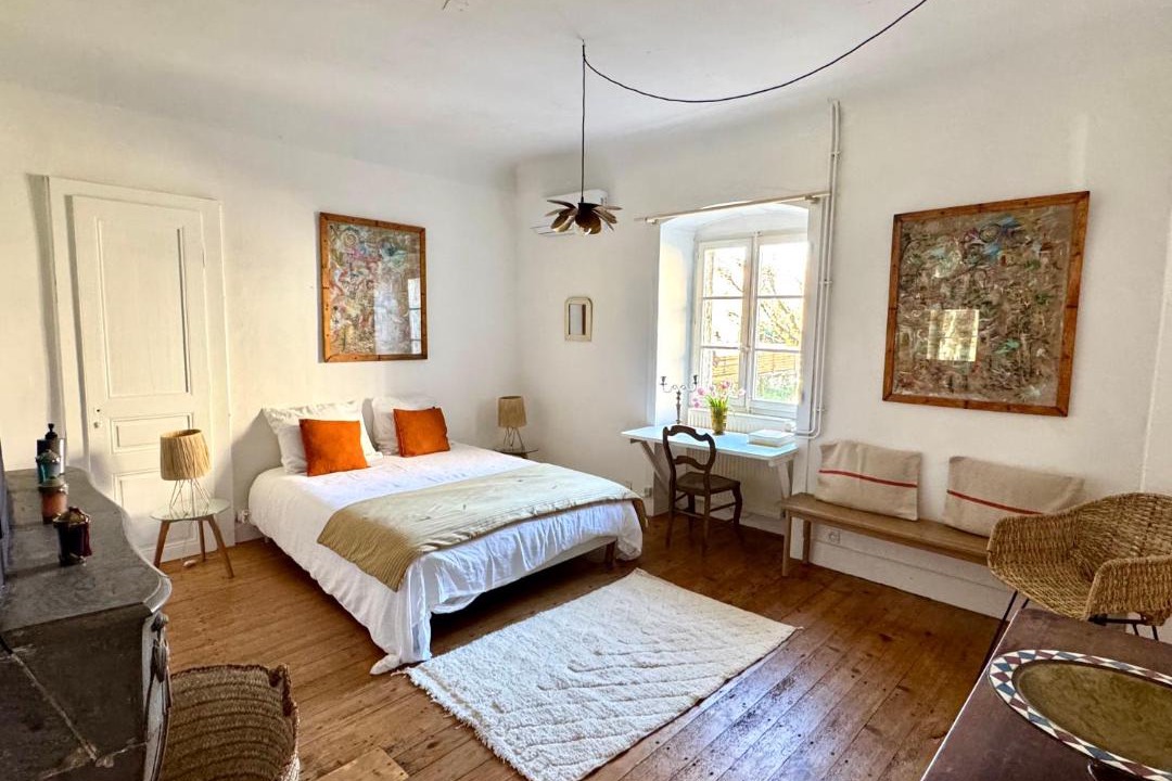 Photo of Bedroom in Chateau-Chalon