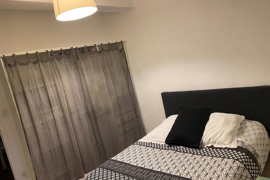 Photo of Bedroom in Sainte-Cecile-les-Vignes