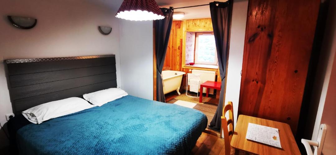 Photo of Bedroom in Mars