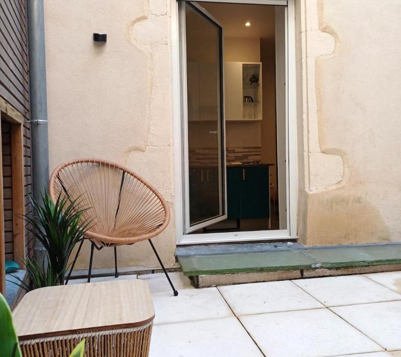 Photo of Patio Balcony in Centre