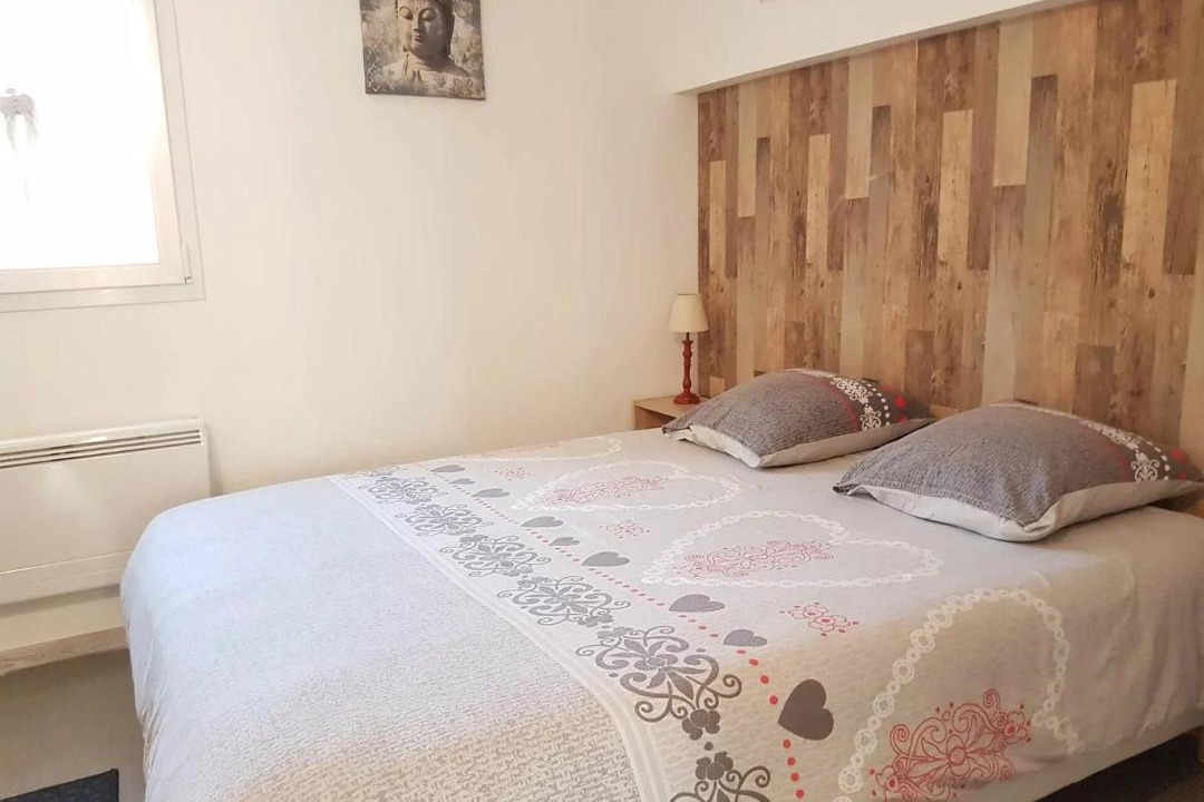 Photo of Bedroom in Pierrelatte