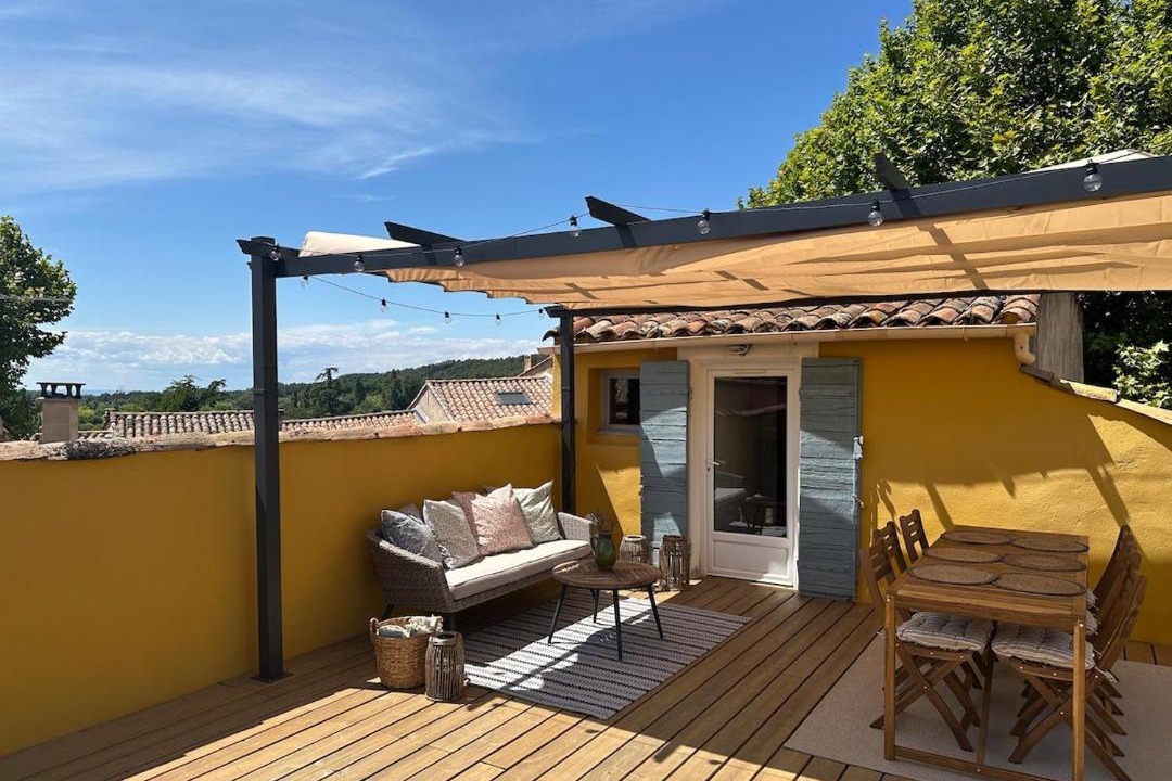 Photo of Patio Balcony in Villes-sur-Auzon