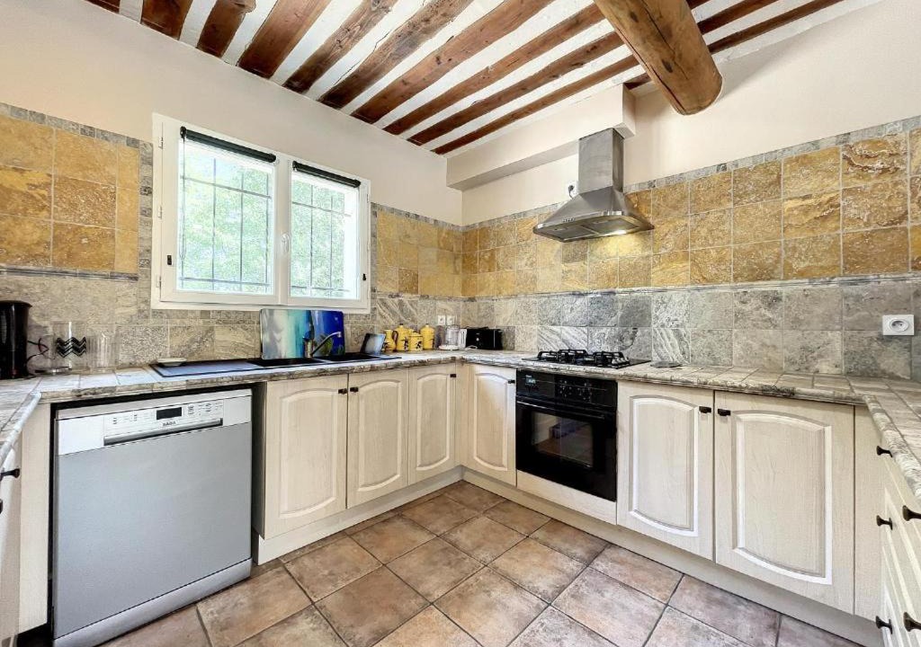 Photo of Kitchen in Bedoin