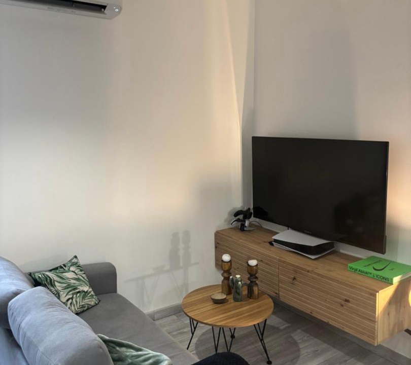 Photo of Livingroom in La Cote-Saint-Andre