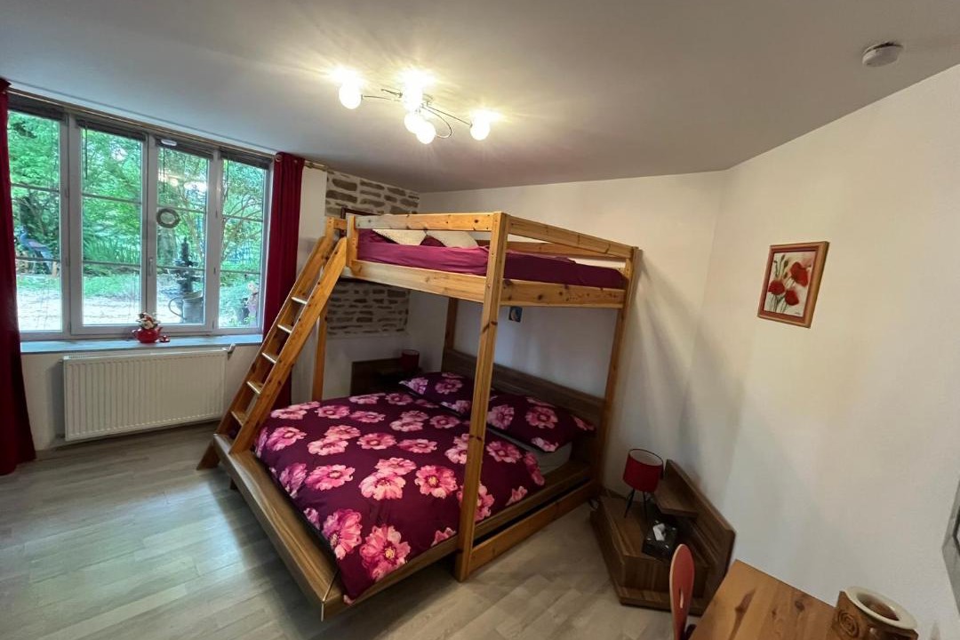Photo of Bedroom in Cormatin