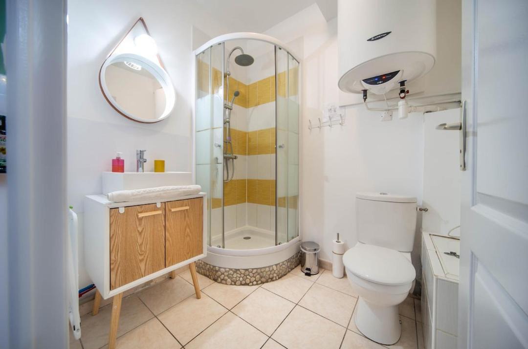 Photo of Bathroom in Chalon-sur-Saone