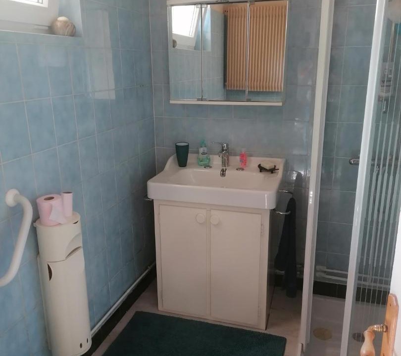 Photo of Bathroom in Pierre-de-Bresse