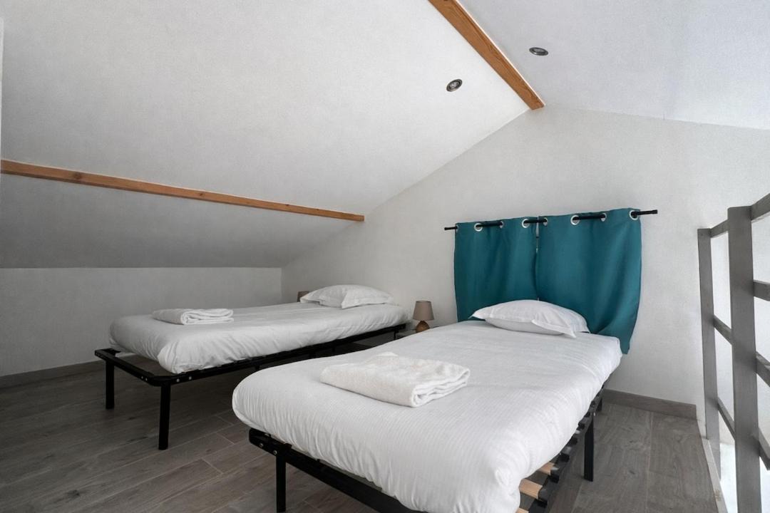 Photo of Bedroom in Lacrost