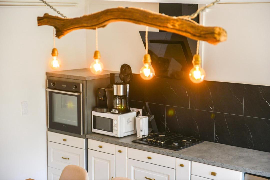 Photo of Kitchen in Menetru-le-Vignoble