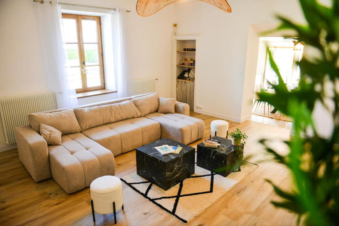 Photo of Livingroom in Menetru-le-Vignoble