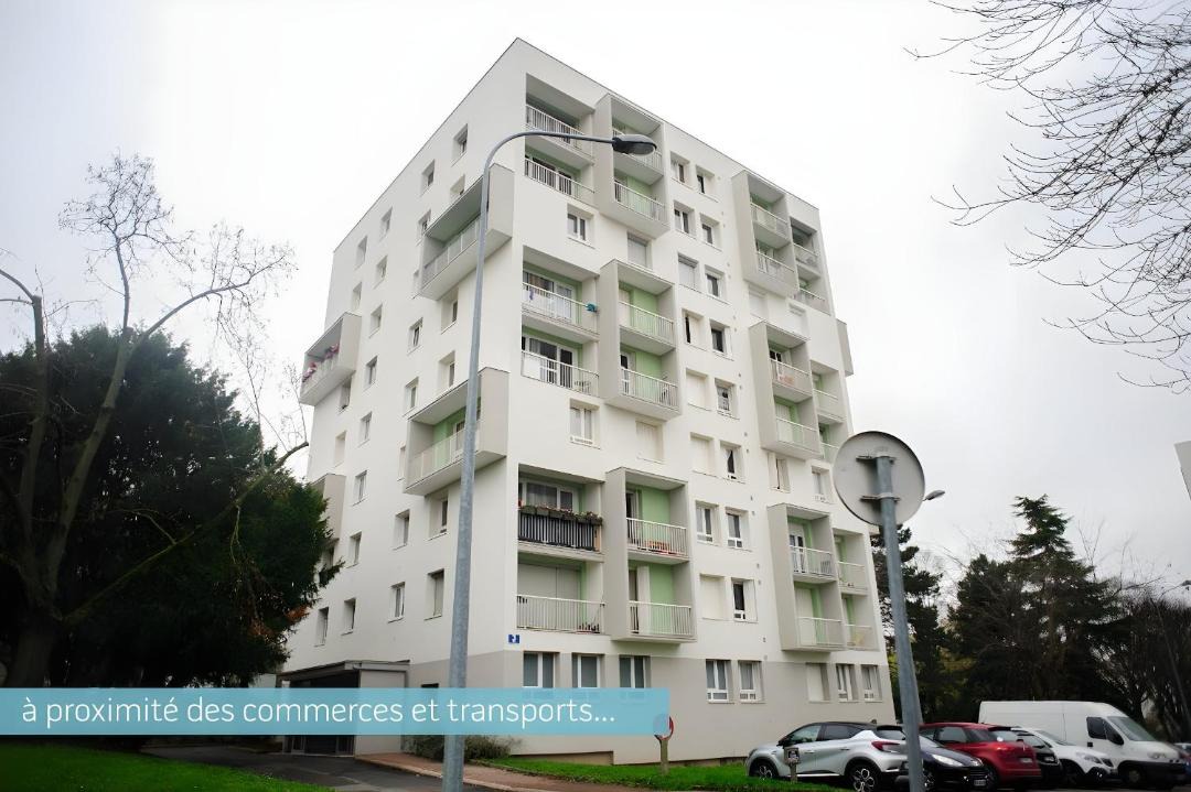 Photo of Buildings in Bas du Mont-Mesly