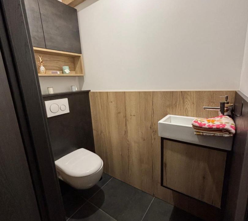 Photo of Bathroom in Lanans
