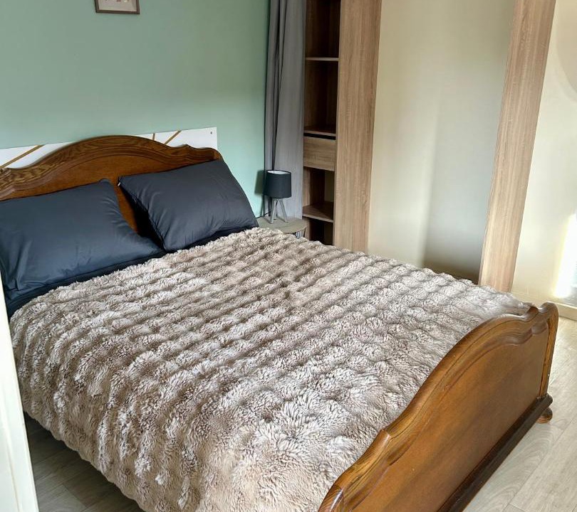 Photo of Bedroom in Saint-Vallier