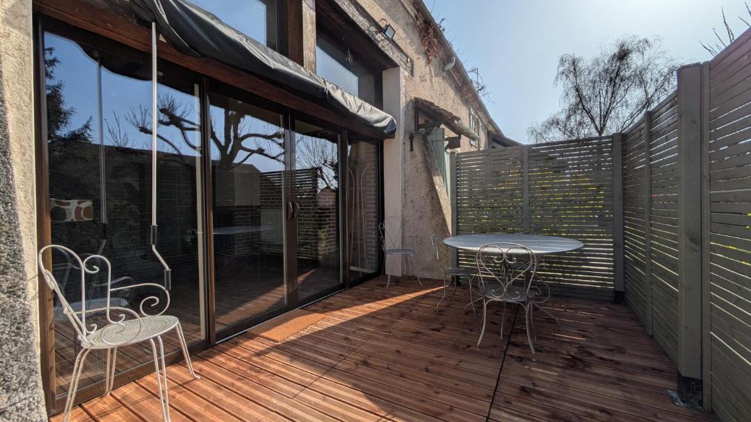Photo of Patio Balcony in Chivres