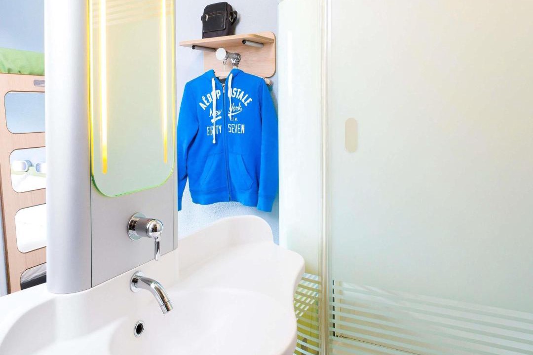 Photo of Bathroom in Montceau-les-Mines