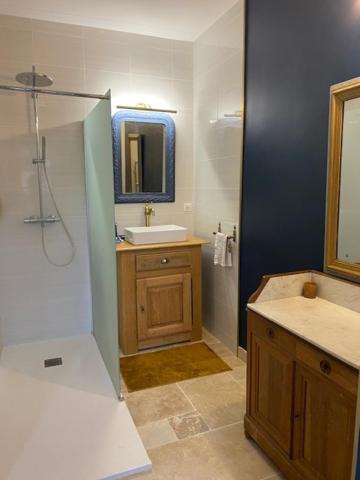 Photo of Bathroom in Marchampt