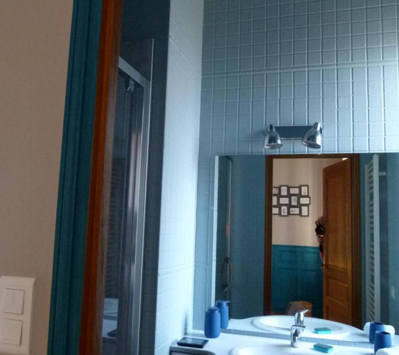 Photo of Bathroom in Moulins