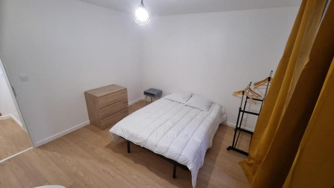 Photo of Bedroom in Saint-Rambert-d'Albon