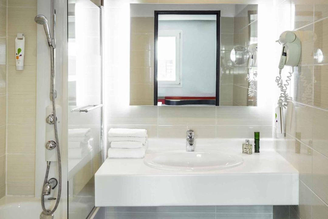 Photo of Bathroom in Antony
