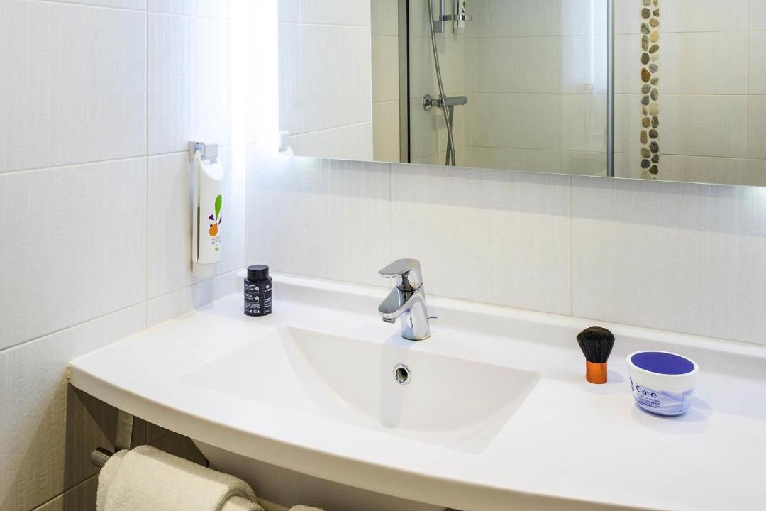 Photo of Bathroom in Antony