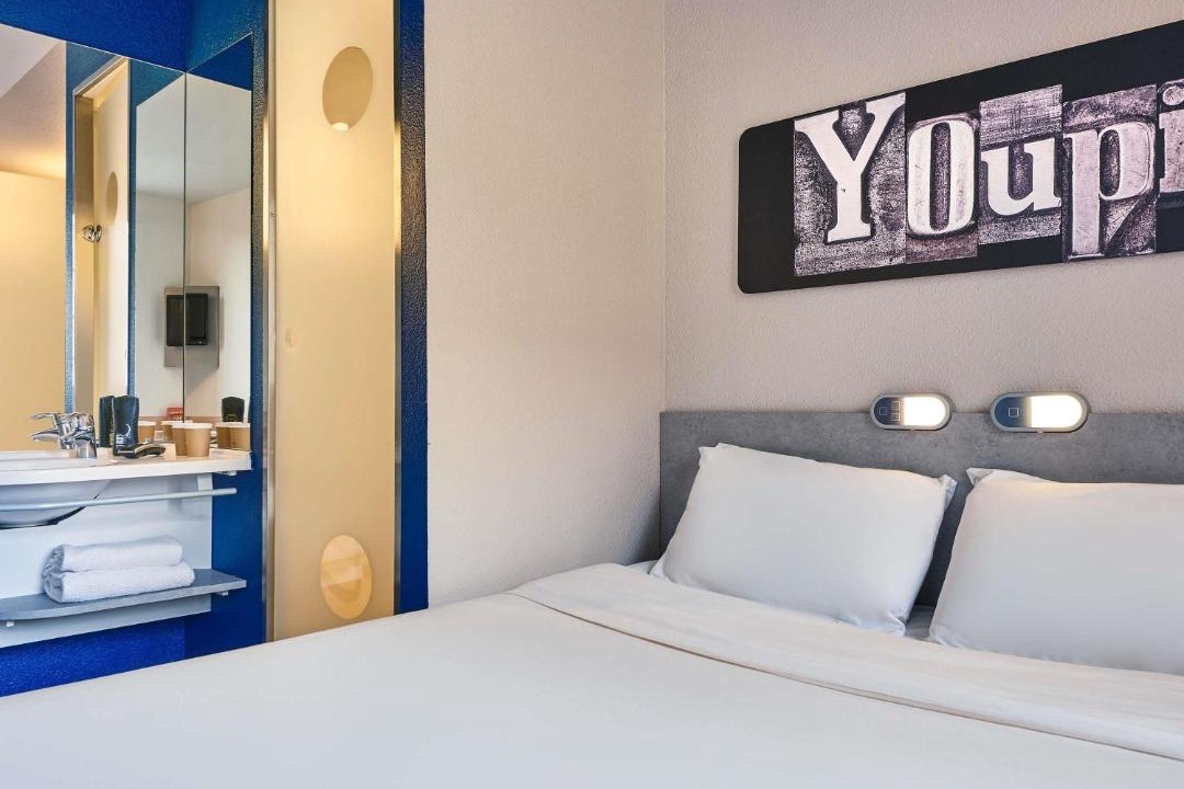 Photo of Bedroom in Velizy-Villacoublay