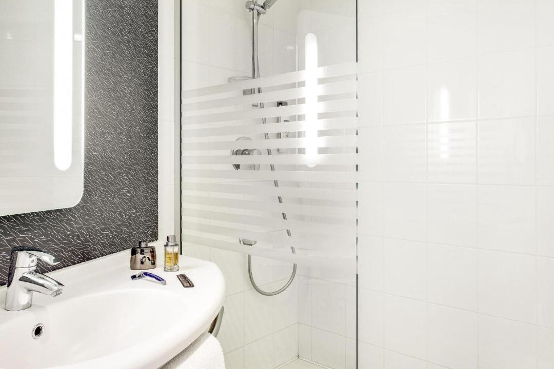 Photo of Bathroom in Montceau-les-Mines