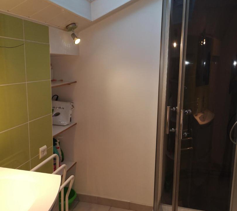 Photo of Bathroom in Crolles