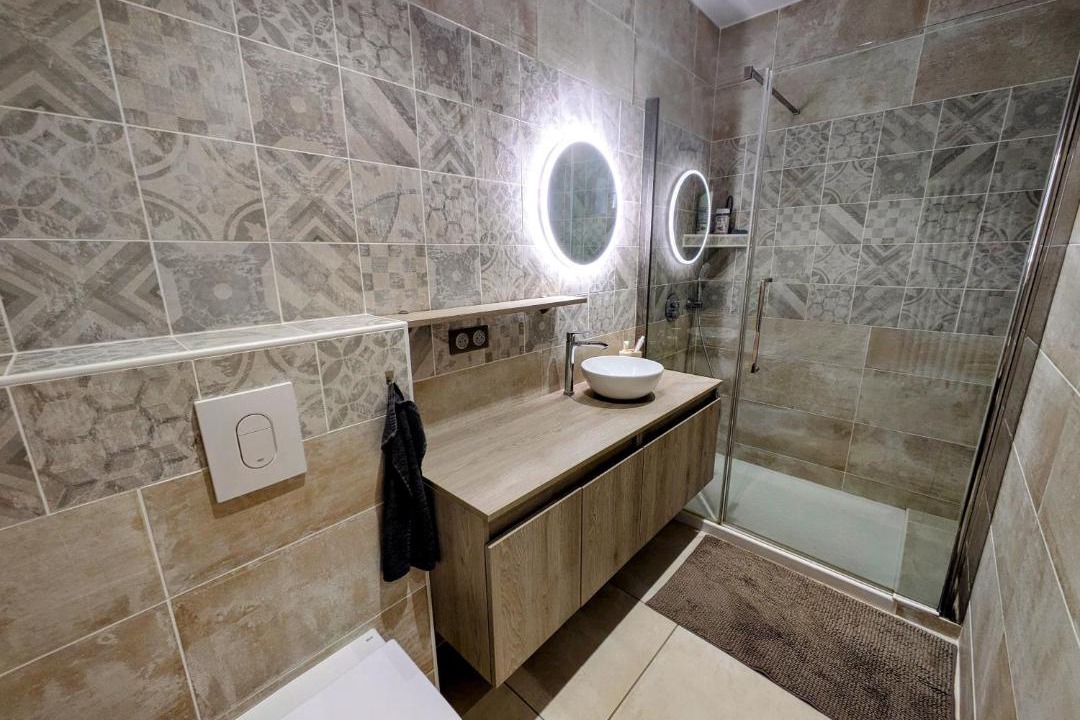 Photo of Bathroom in Saint-Gengoux-le-National