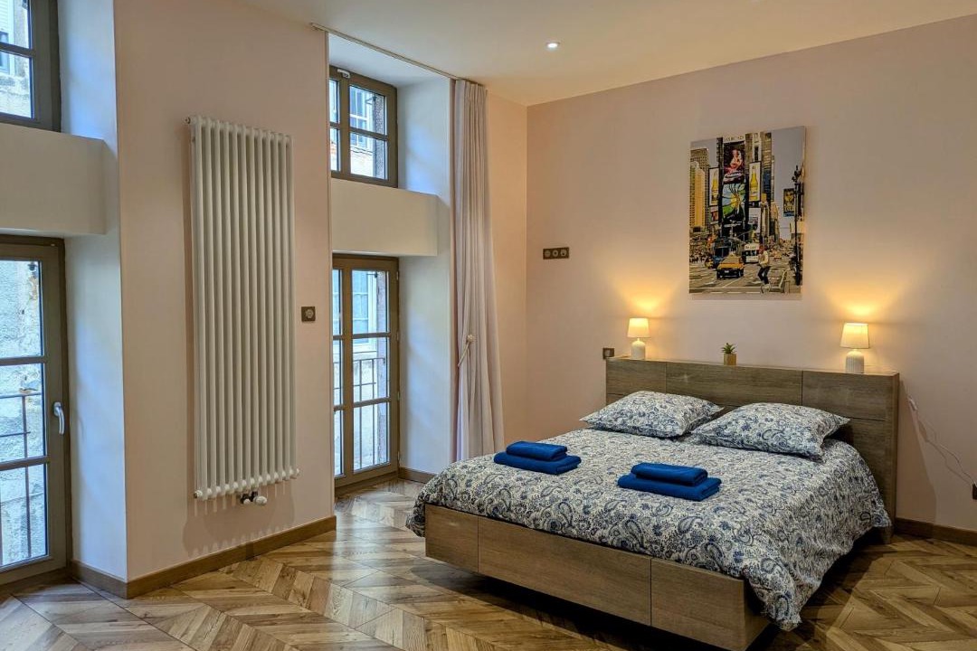 Photo of Bedroom in Saint-Gengoux-le-National