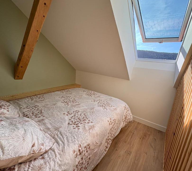 Photo of Bedroom in Lac-des-Rouges-Truites