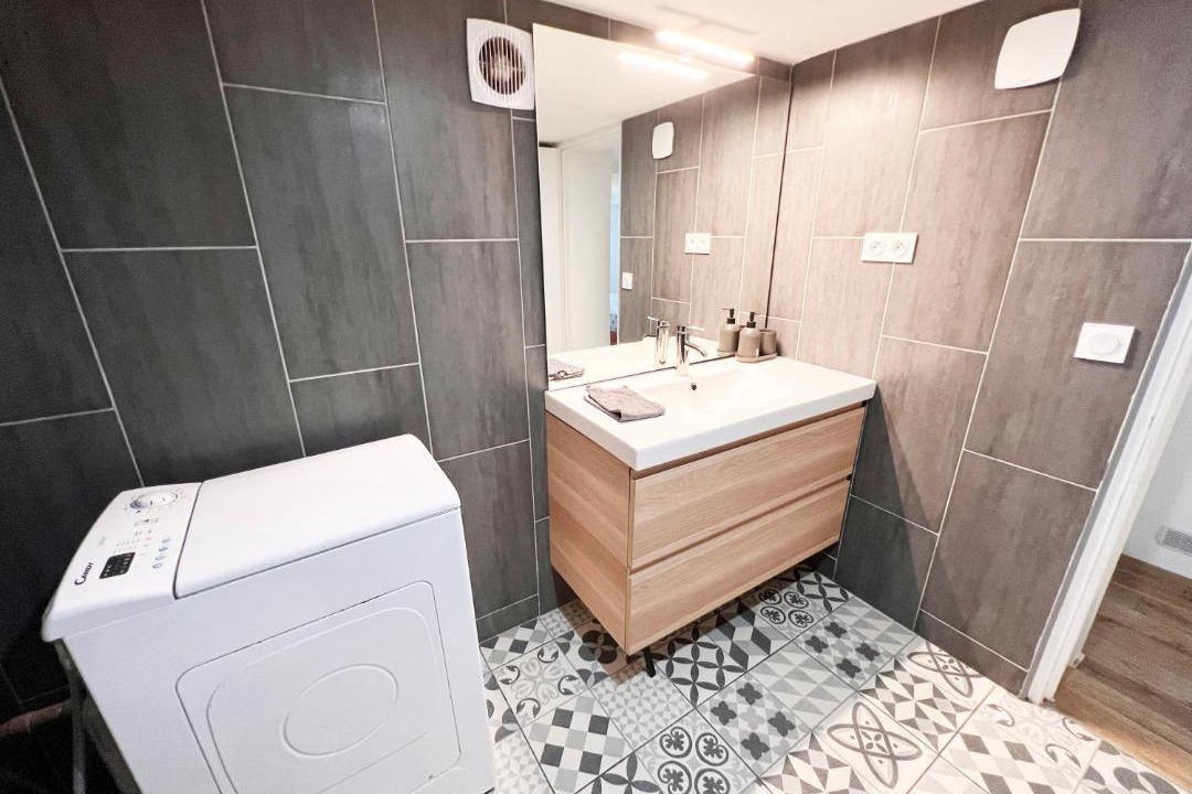 Photo of Bathroom in Mons - Plaine basse